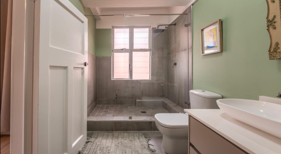 To Let 2 Bedroom Property for Rent in Sea Point Western Cape